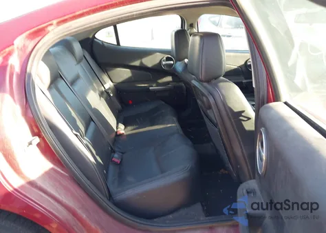 2008 Pontiac Grand Prix z USA, uszkodzony, nr VIN 2G2WP552481123690